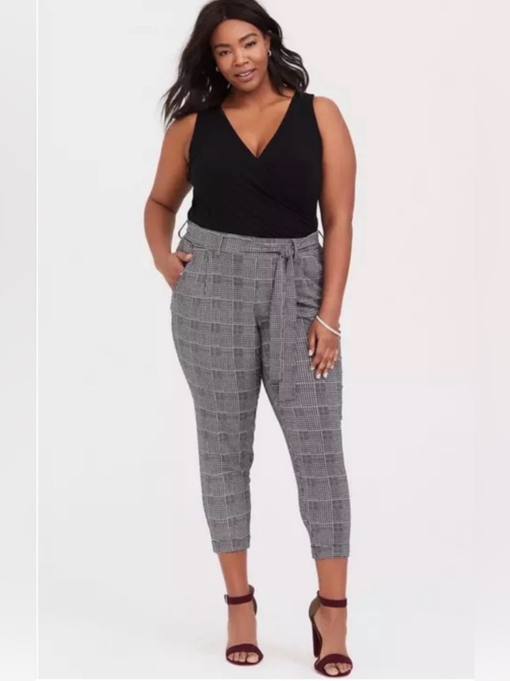 Torrid Houndstooth Tie Front Cigarette Pant Size 1X (belt not included)